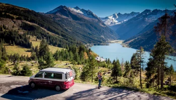 Как правильно планировать поездку на машине: время, бюджет, маршрут.